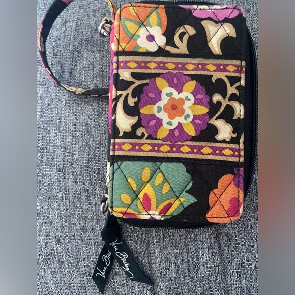 Vera Bradley Suzani Wristlet - Picture 2 of 4